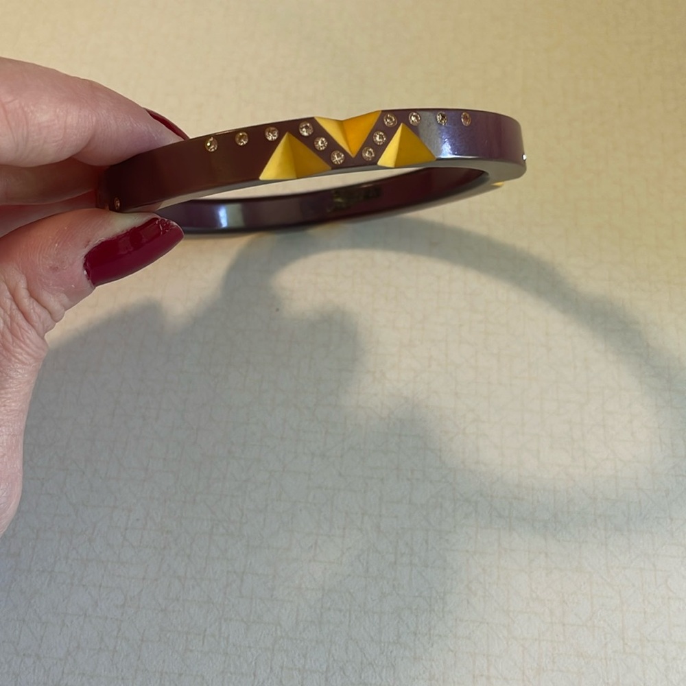Art deco style bangle